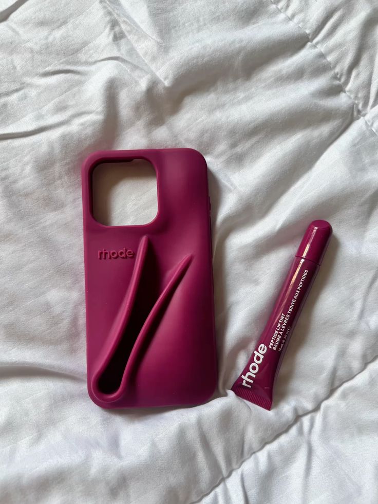 New Rhode LipGloss 💄 Silicone Case With Box 🩶