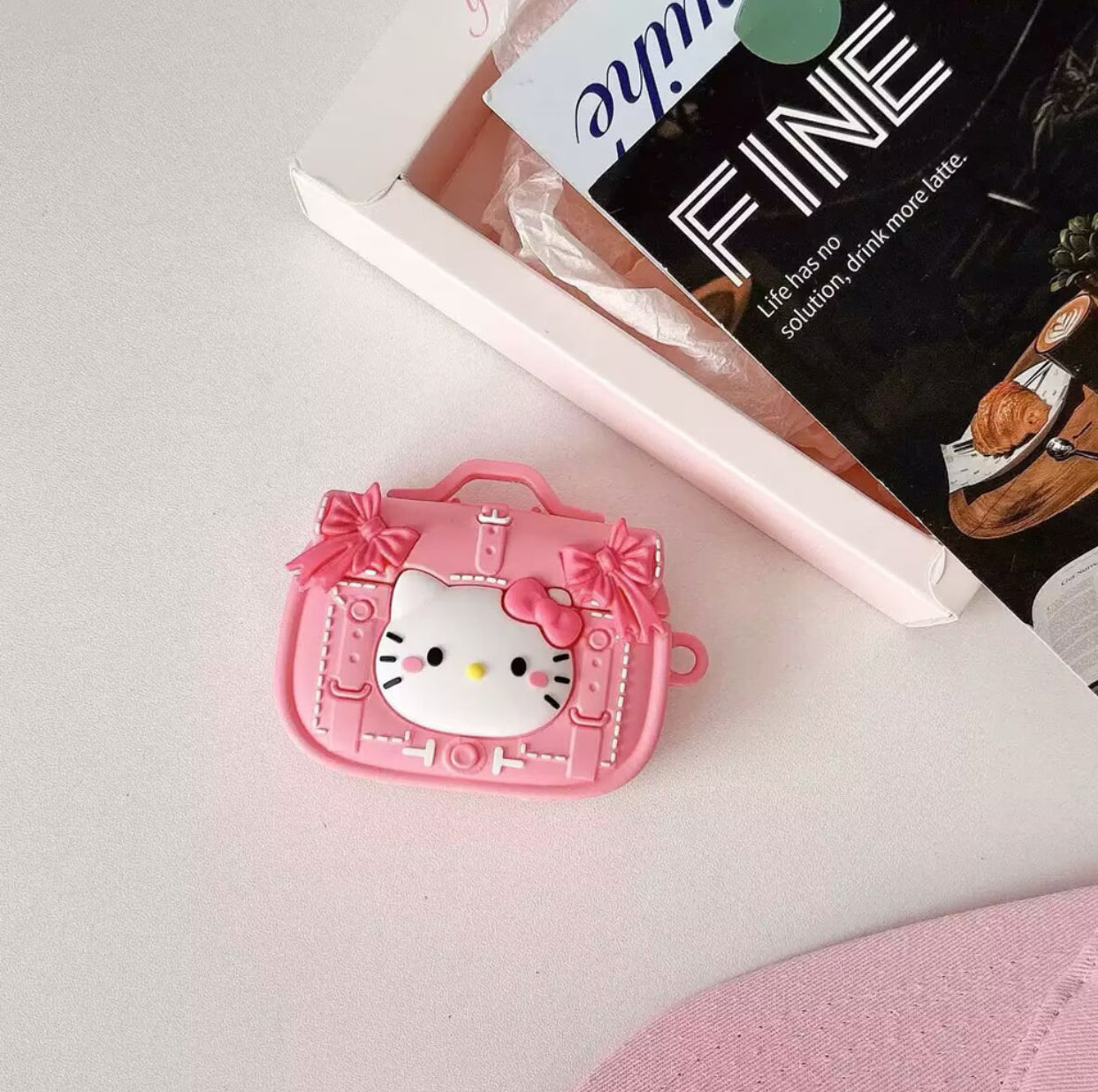 HelloKitty Luxe Handbag Airpods Pro/Pro2 Case