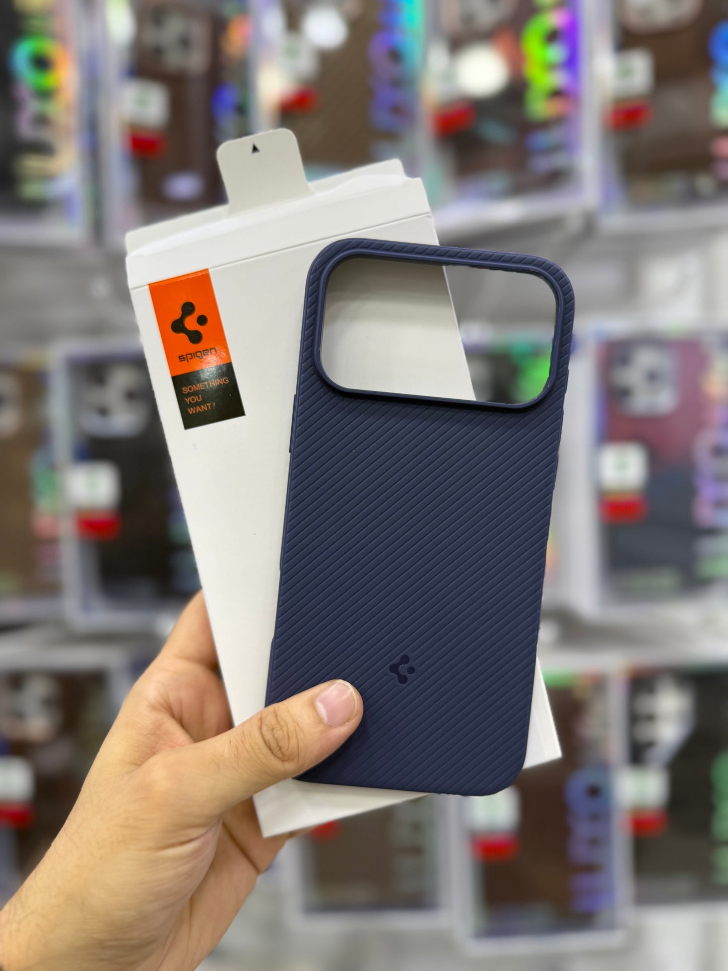 Spigen Mag armour 17 Series