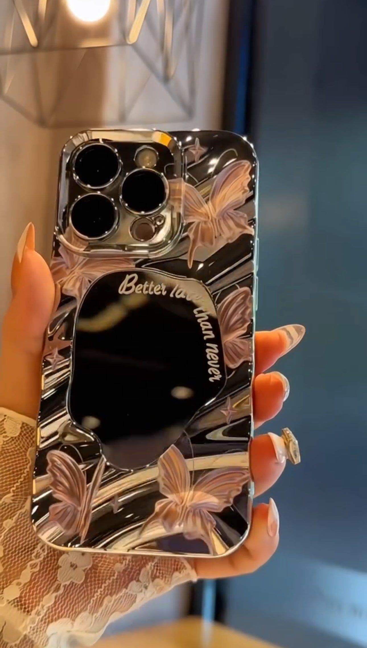 Butterfly Mirror Aesthetic Case 🤍