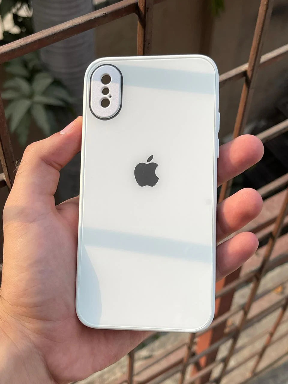 White Glass Case with apple logo