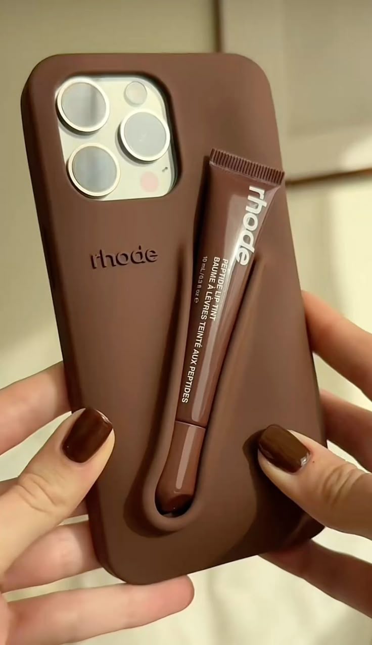 New Rhode LipGloss 💄 Silicone Case With Box 🩶