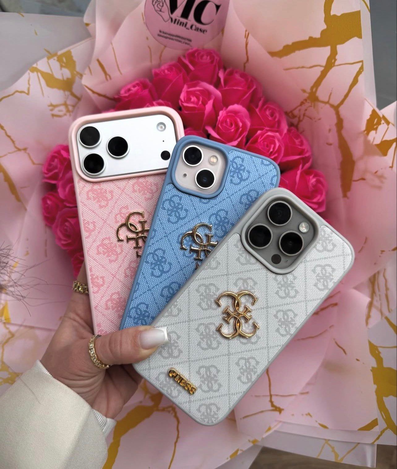GUESS - Official Branded Case