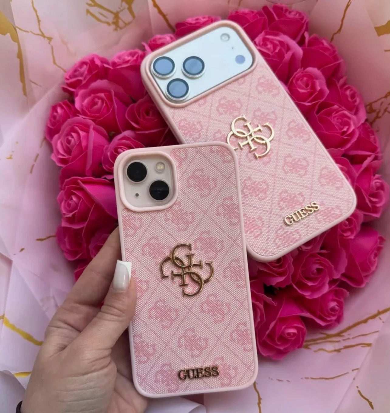 GUESS - Official Branded Case