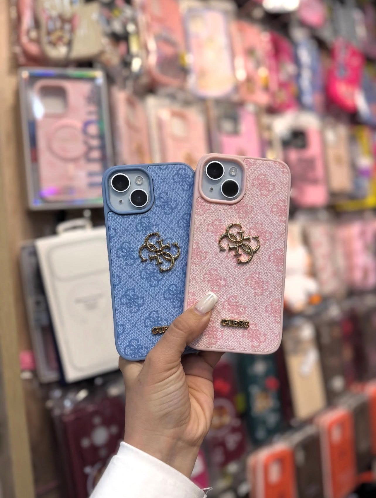 GUESS - Official Branded Case