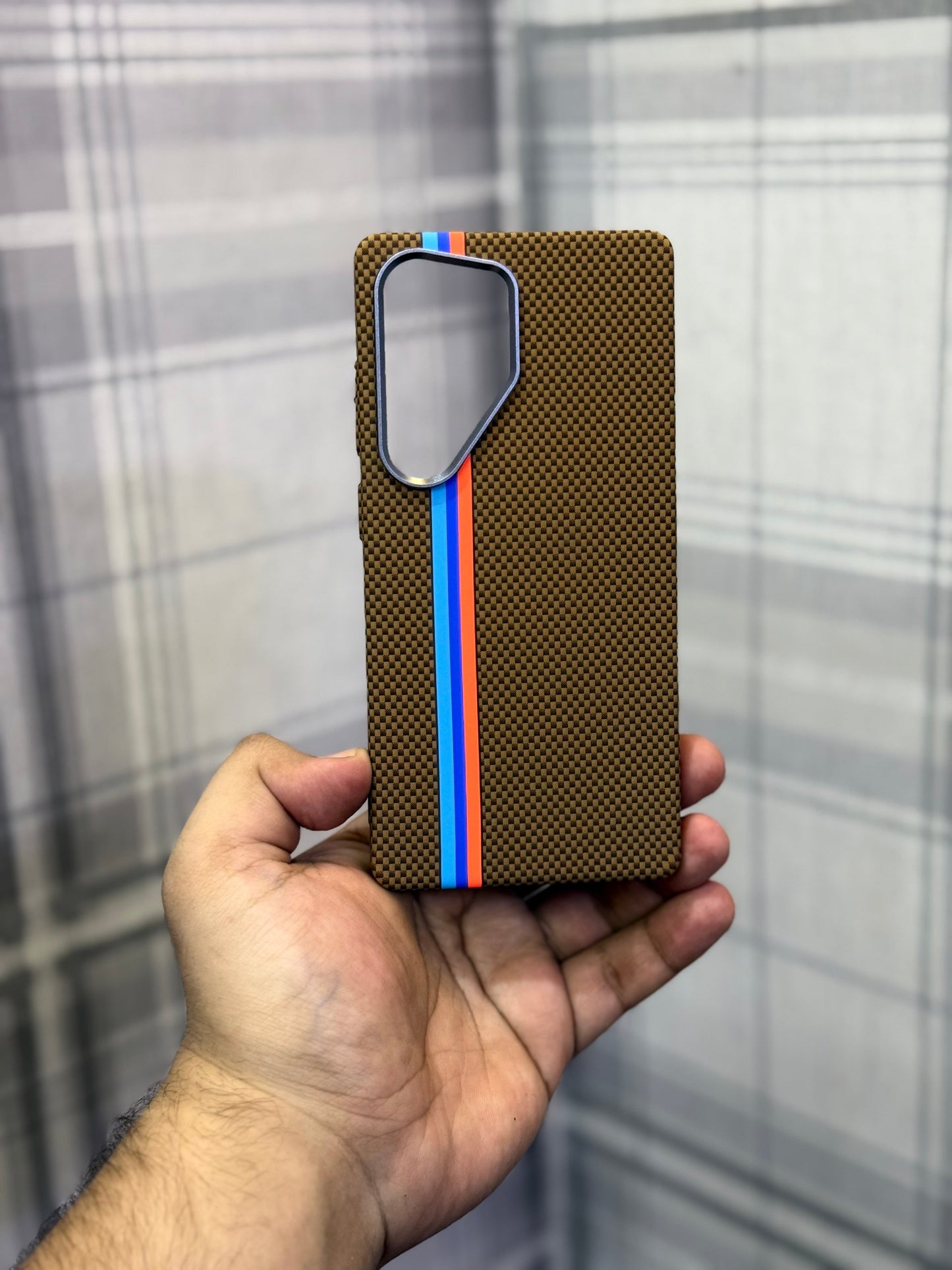 BMW M-Series Gold Carbon Fibre Luxo MagSafe